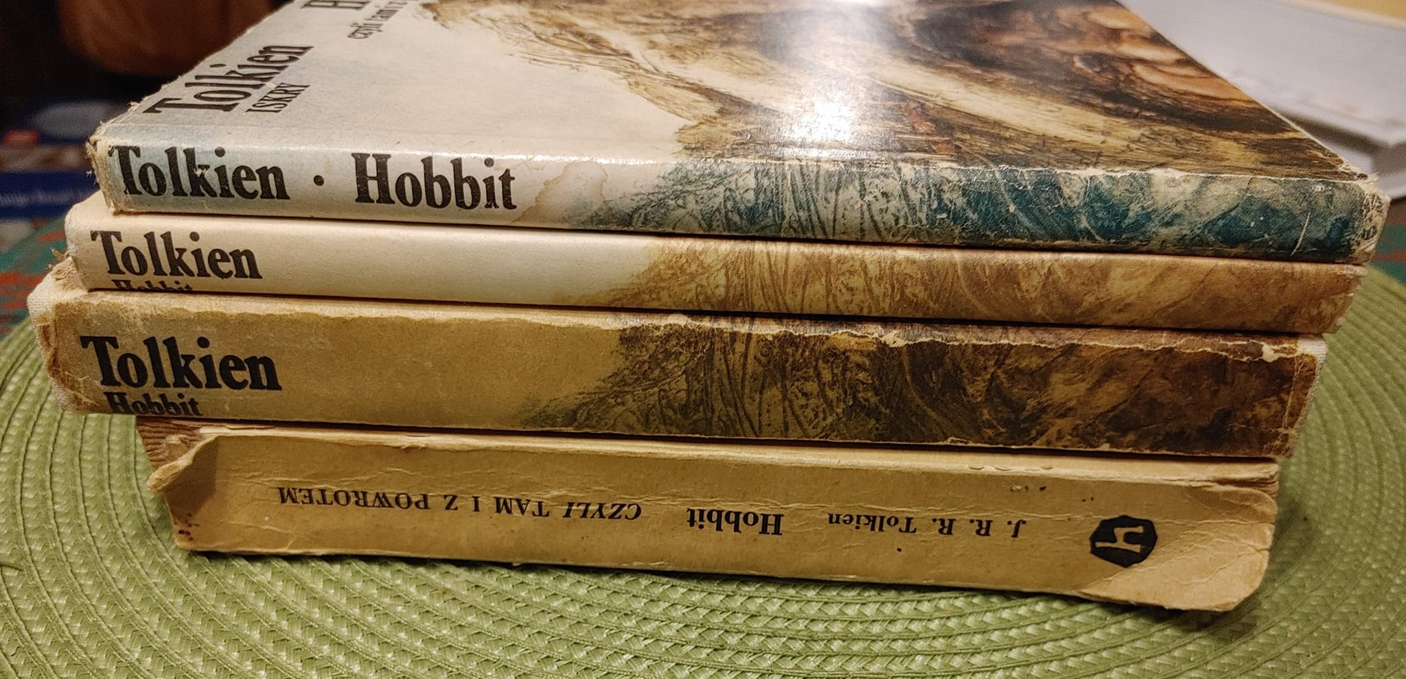 hobbit1-4b.jpg